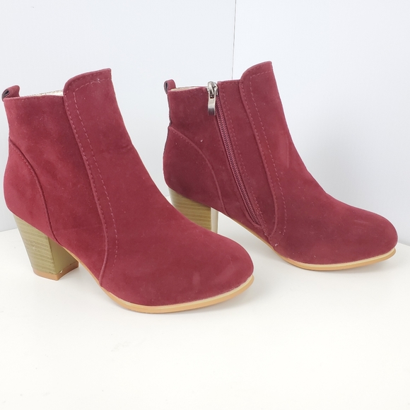 Vero Cuoio Shoes - Vero Cuoio ankle boot red size 6 suede like
